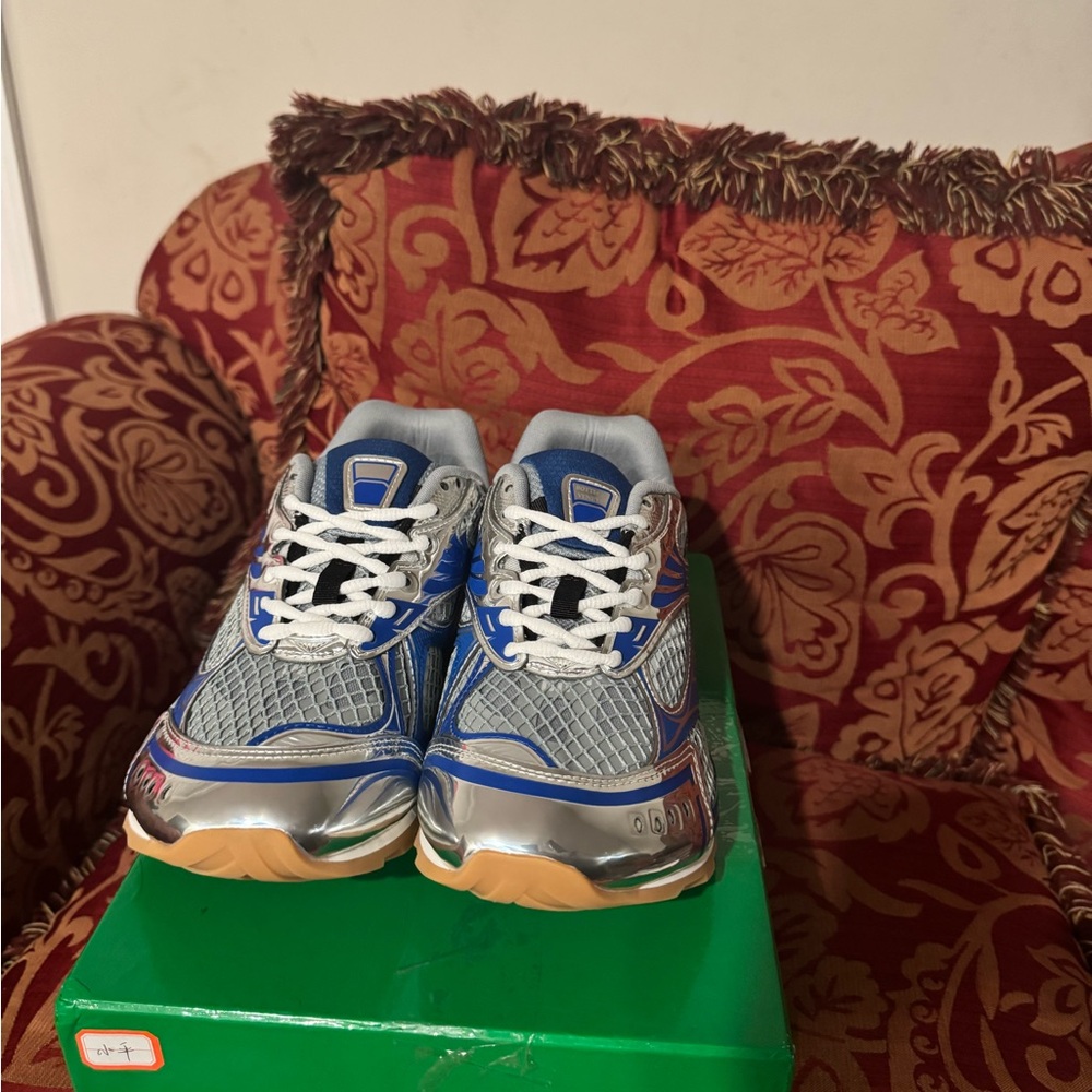 Bottega Veneta Orbit Sneaker